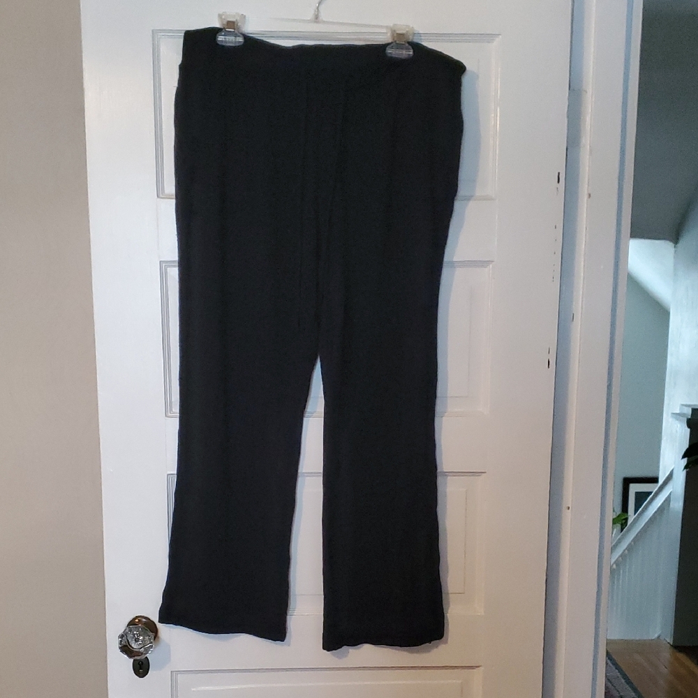 AnyBody Women's Wide Leg Black Pants